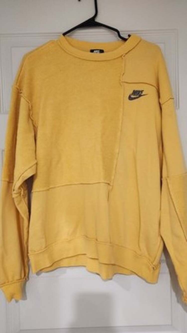 Vintage Nike Sweatshirt Mens Medium Womens Large Yellow